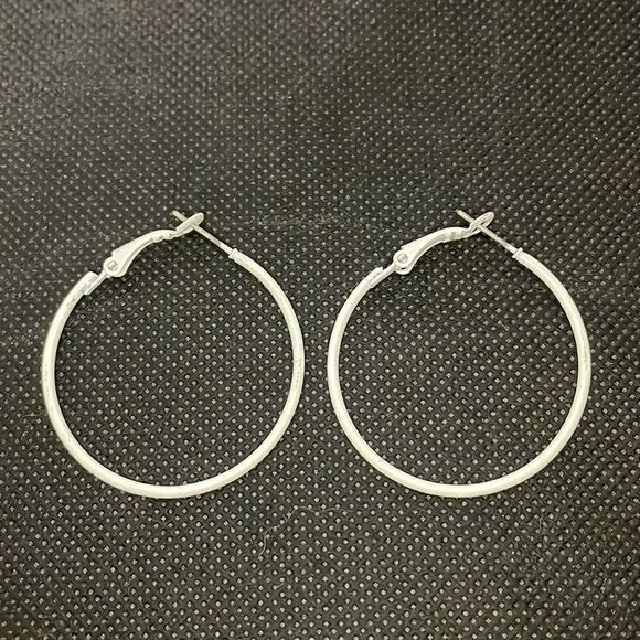 White hoop earrings   - Picture 2 of 3